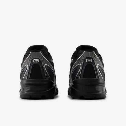 New Balance 740 Black/ Grey Silver